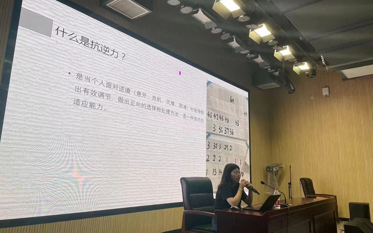 库尔勒董玉娣中学